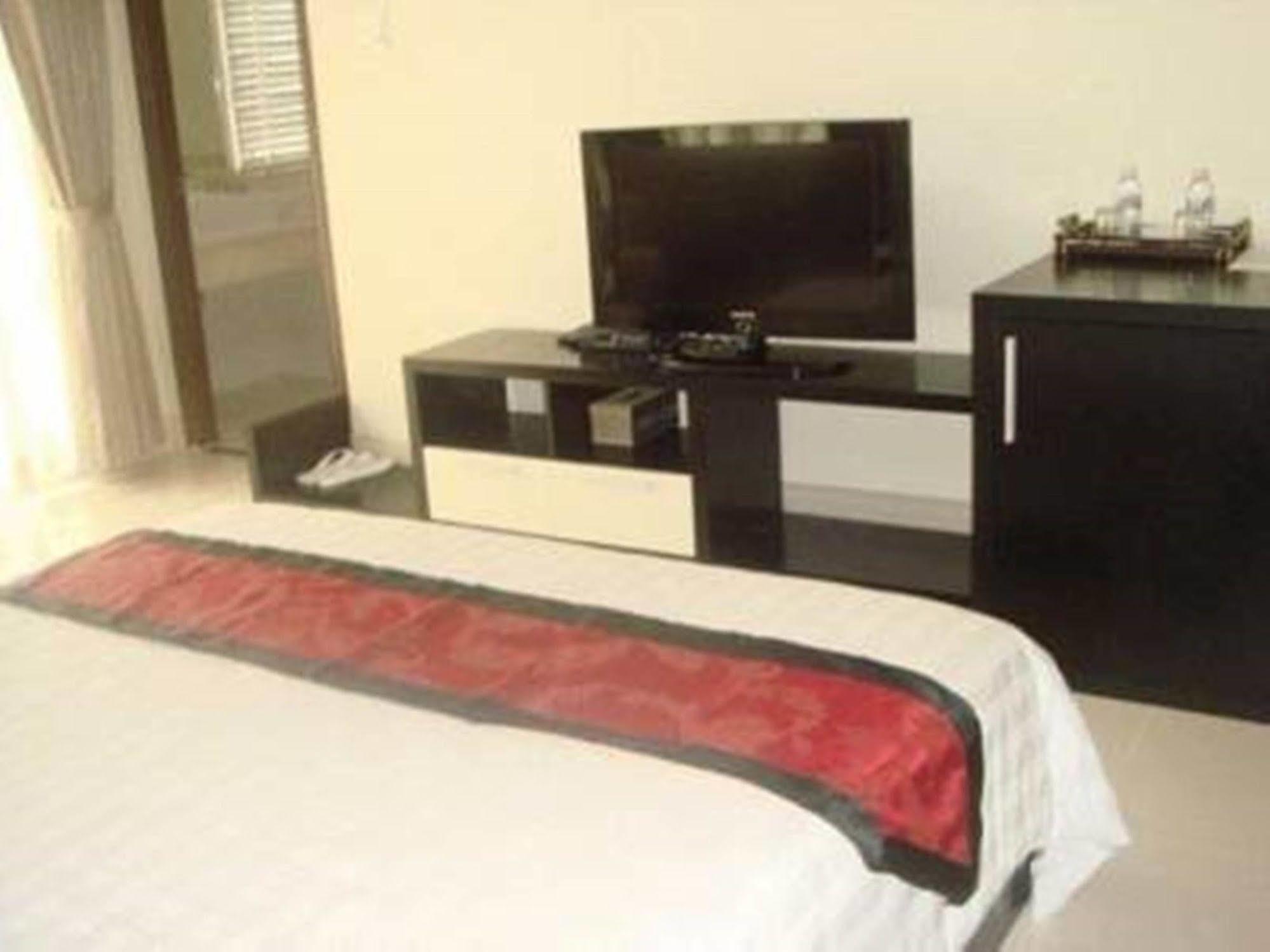 Trung Son Hotel Thành Pho Ho Chí Minh Esterno foto